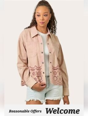 Zara Pink Laser-Cut Denim Jacket. Great Conditoon Size Large